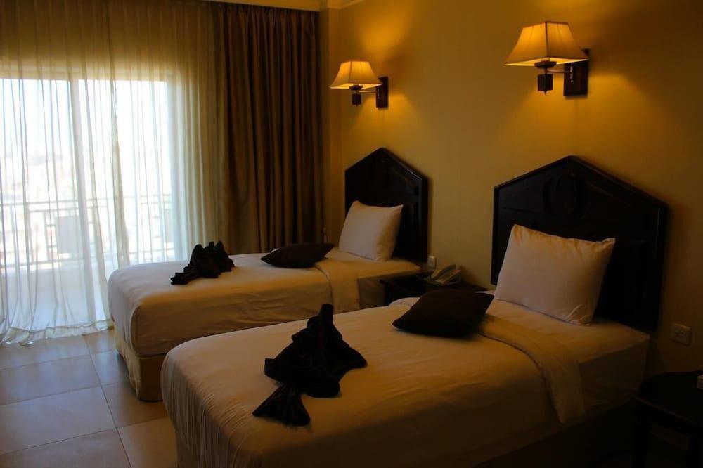 Rest Hills Hotel Amman Exterior photo